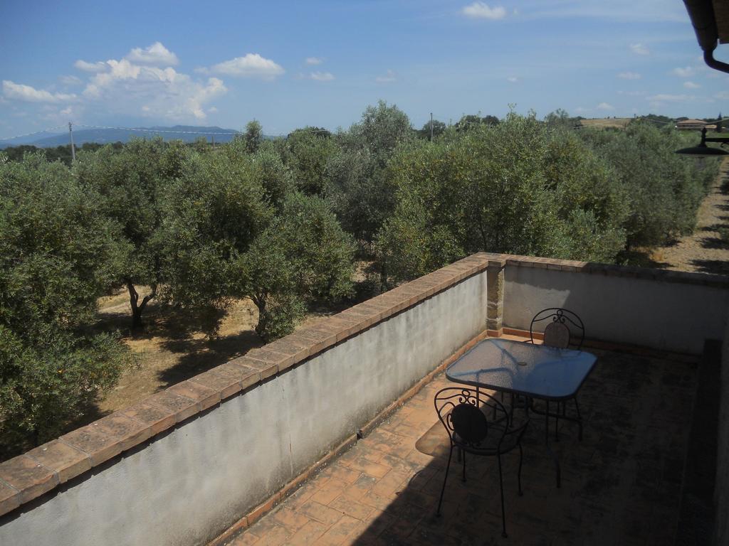 Agriturismo Tenuta Roccaccia Pitigliano Exterior foto