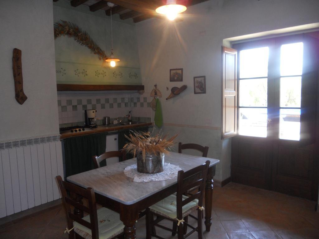 Agriturismo Tenuta Roccaccia Pitigliano Exterior foto